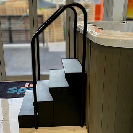 Premium 4 tread swim spa step